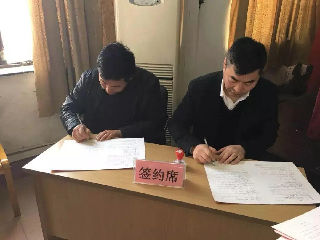 泽大绍兴所与东湖街道签订“一村(居)一顾问”法律服务
