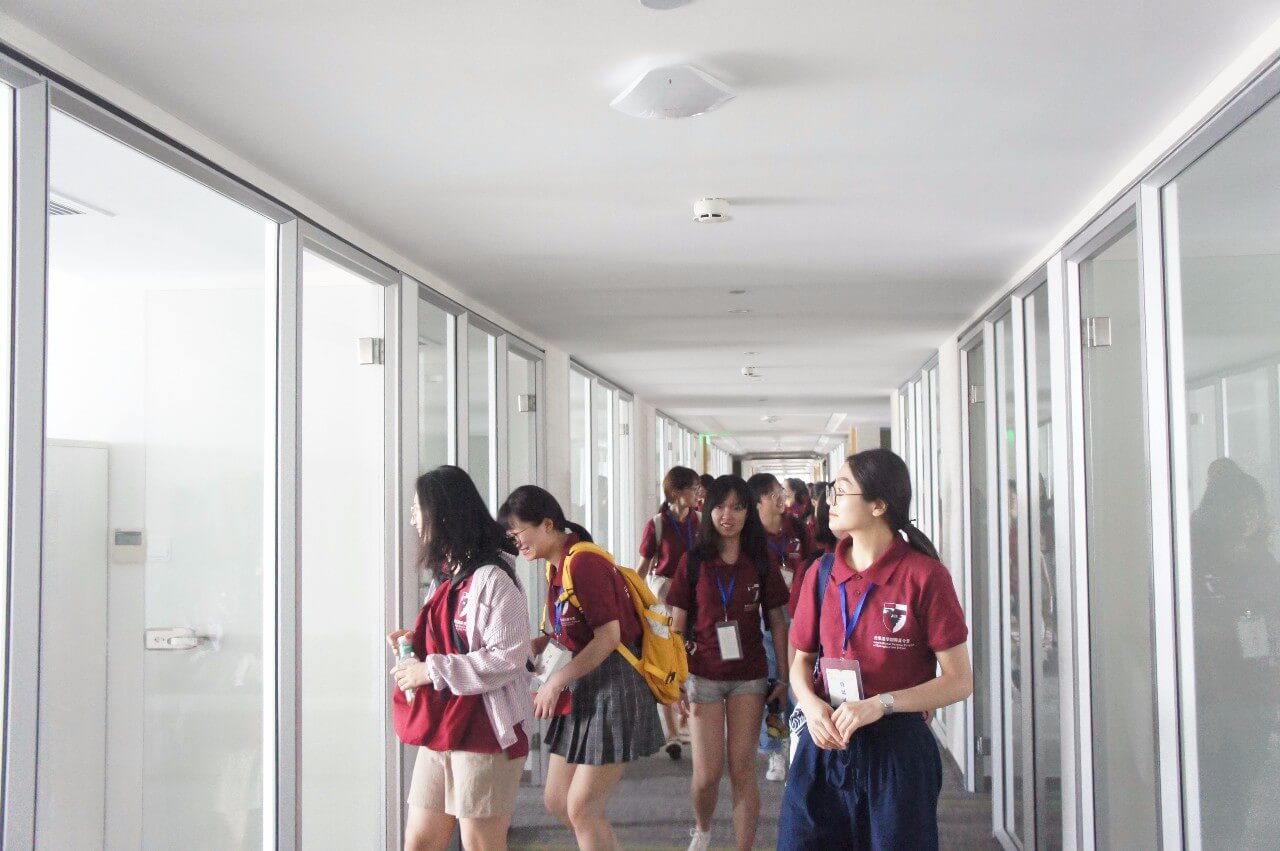 浙大光华法学院国际夏令营同学到访泽大所