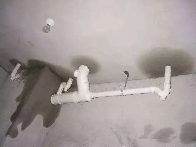 律师：楼上漏水致楼下被淹，该如何维权