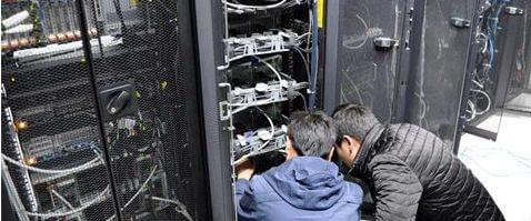 劳动者在工作时间从事本职工作以外的其他事务,用人单位可依据相关规章制度解除其劳动合同。