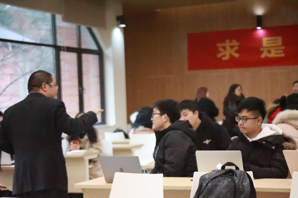 泽大人与浙大人，梦想与传承丨光华法学院法律谈判课