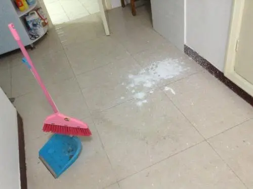 房屋漏水财产损害赔偿纠纷典型案例