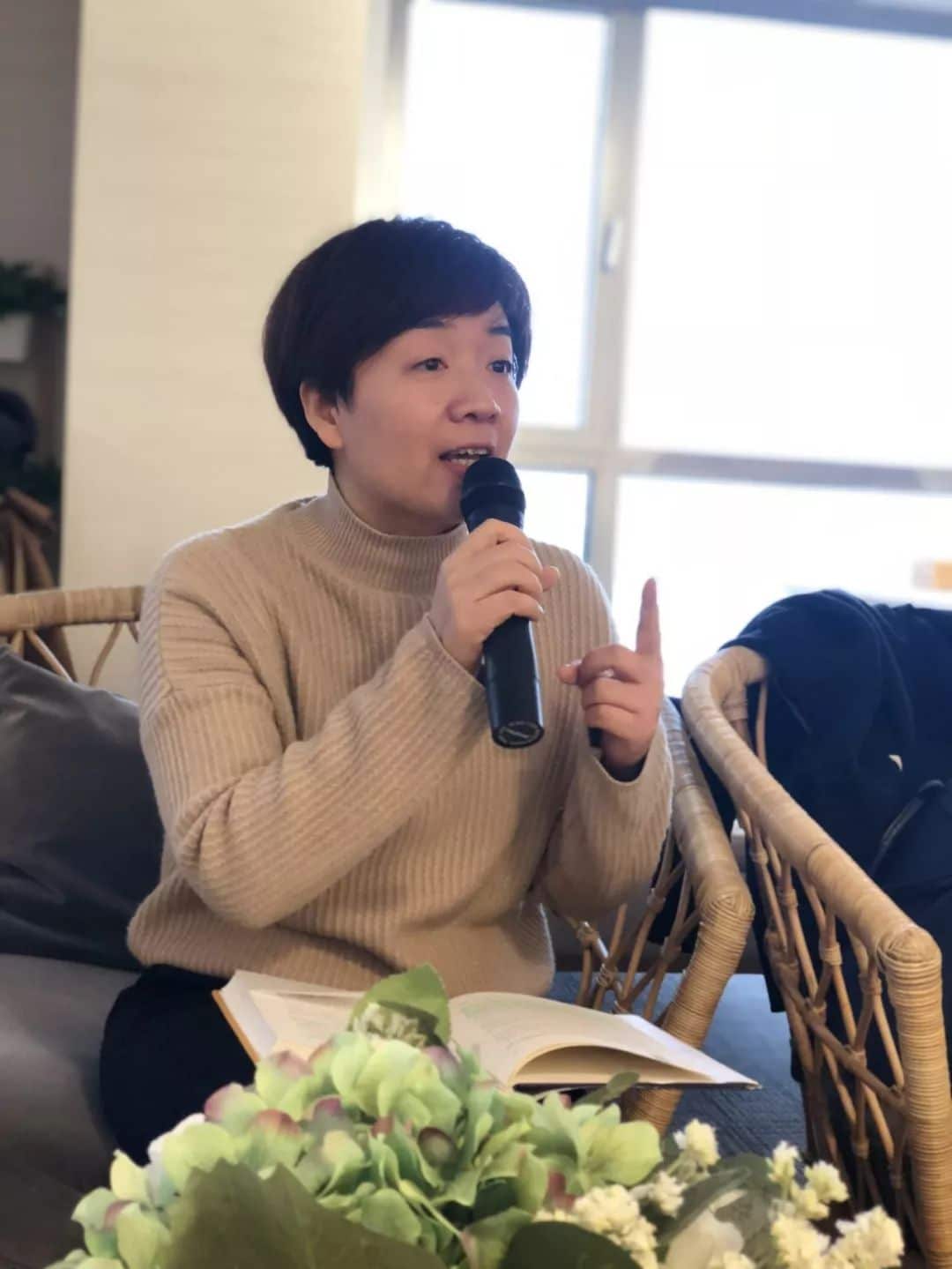 腹有诗书气自华,泽大欢乐读书趴