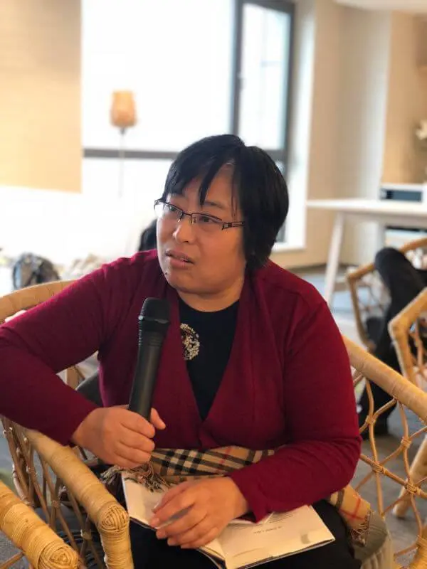 腹有诗书气自华,泽大欢乐读书趴