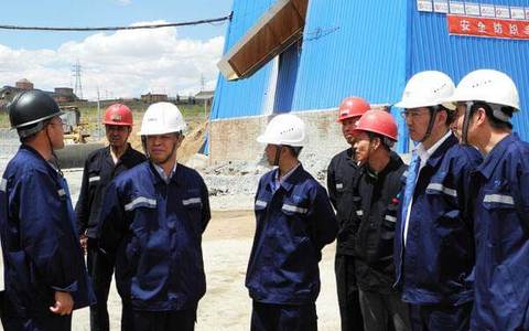 总包单位未予建设项目工伤保险，应否就劳务工人工伤承担连带责任