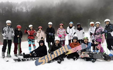 泽大首次滑雪体验旅程圆满结束