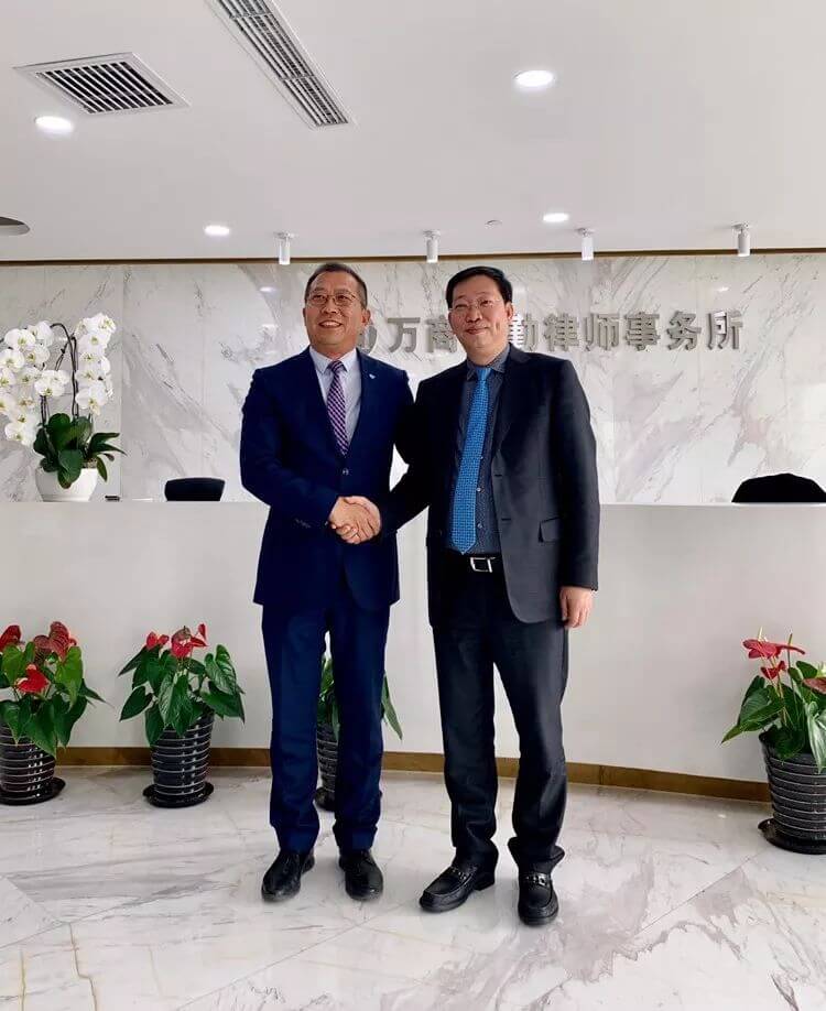 泽大所首席合伙人王小军主任携董事合伙人等走访北京律所交流访问