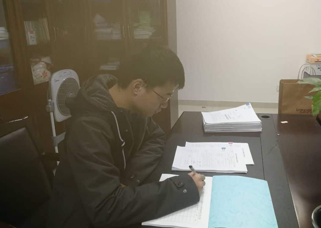 泽大绍兴所顺利签约绍兴市生态环境越城分局,并举行揭牌仪式