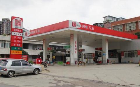 租赁加油站模式下特许经营证照的法律风险