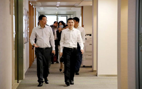 浙江省司法厅党委委员、副厅长徐晓波一行莅临泽大所调研指导