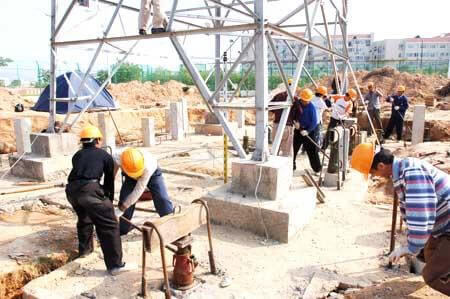 工程项目层层转包,实际施工人应当向谁主张工程款?