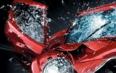 车上人员发生事故，脱离本车时应认定为“车上人员”还是“第三者”？