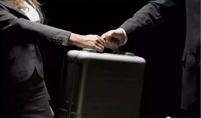 高级管理人员利用公章管理出具欠薪证明,能否得到支持