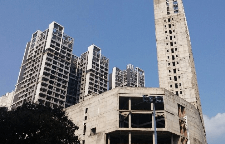 最高法判例:烂尾楼的风险不应全由购房者承担