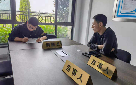 越律说法|工程层层转包，工人受伤责任怎么分